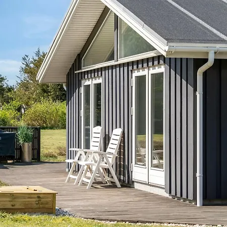 Nadica - 400m From The Sea By Interhome Lokken